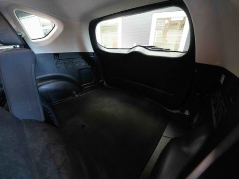 Used 2016 Toyota RAV4 LE image 24