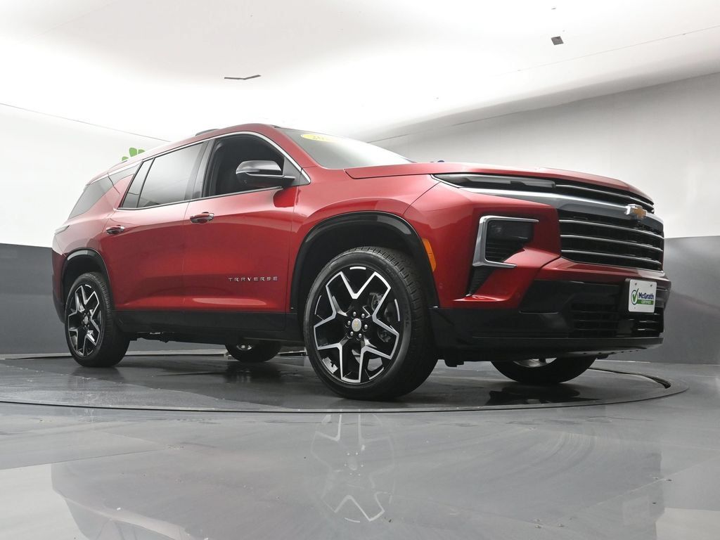 Used 2026 Chevrolet Traverse High Country AWD/4WD image 26