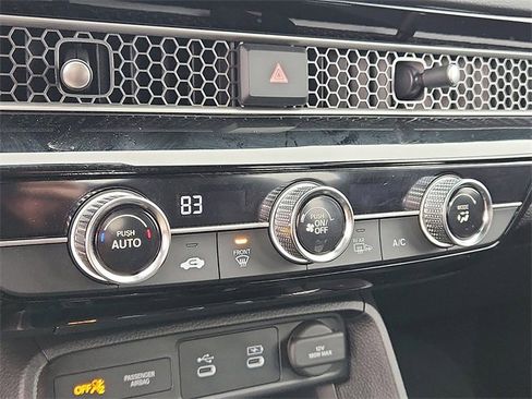 Used 2025 Honda Civic Sport image 15