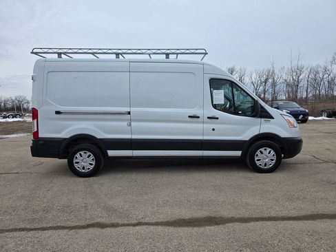 Used 2017 Ford Transit 250 148 Medium Roof w/ Exterior Upgrade Package image 9