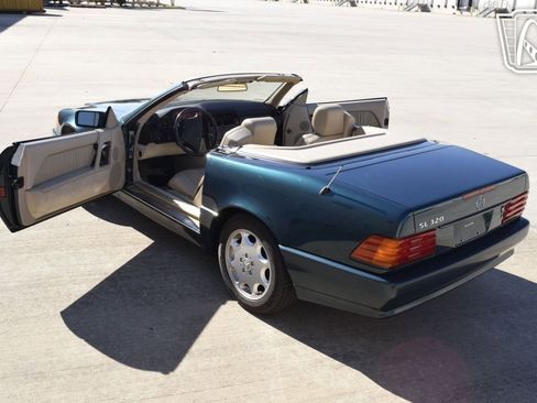 Used 1994 Mercedes-Benz SL 320 image 10