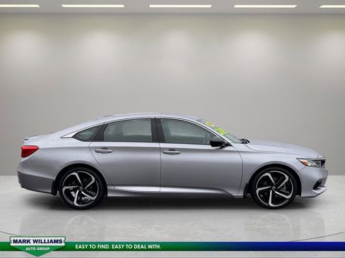 Used 2021 Honda Accord Sport image 2