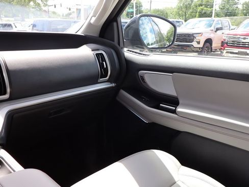 Used 2025 Ford Expedition Active AWD/4WD image 50