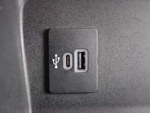 Used 2023 Ford F250 XLT w/ XLT Premium Package image 18