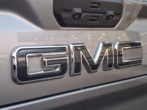 Used 2024 GMC Sierra 2500 Denali Ultimate w/ Snow Plow Prep/Camper Package image 29