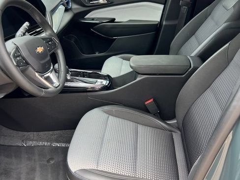 Used 2025 Chevrolet Trax LT w/ Driver Confidence Package FWD image 10
