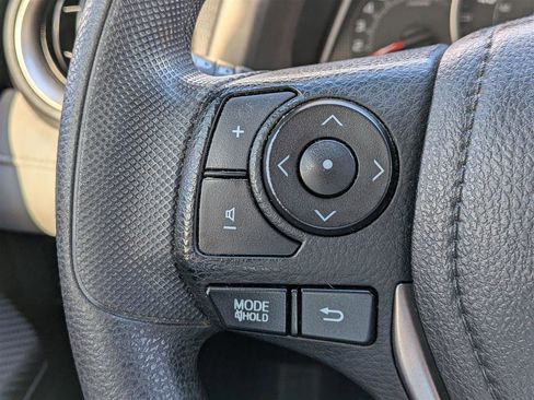 Used 2015 Toyota RAV4 XLE image 16