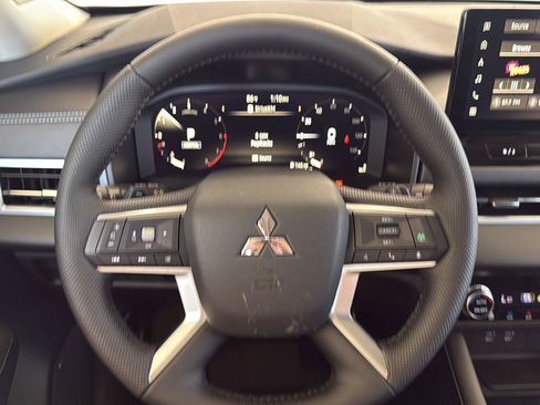 New 2026 Mitsubishi Outlander SEL FWD image 15
