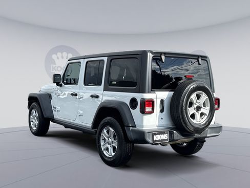 Used 2019 Jeep Wrangler Unlimited Sport S AWD/4WD image 4