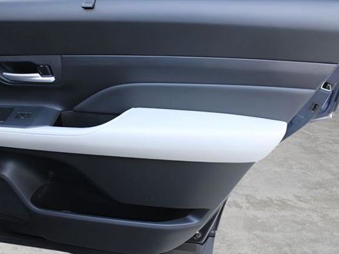 Certified 2024 Toyota Grand Highlander AWD image 23