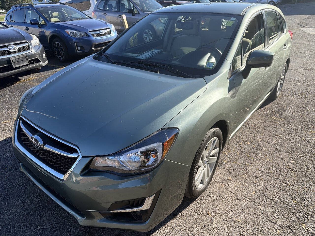 Used 2015 Subaru Impreza 2.0i Premium AWD/4WD image 1