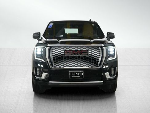 Used 2021 GMC Yukon XL Denali image 9