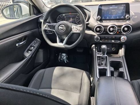 Used 2024 Nissan Sentra SV FWD image 8