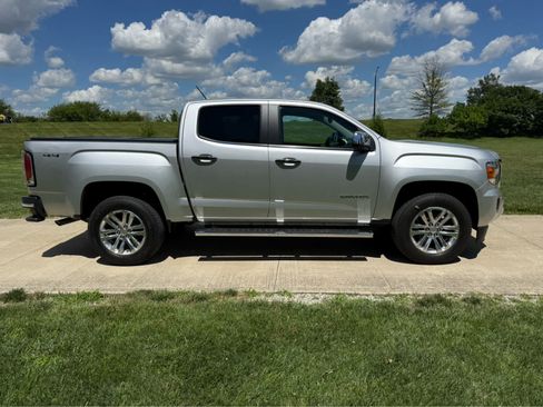 Used 2017 GMC Canyon SLT w/ Driver Alert Package AWD/4WD image 7