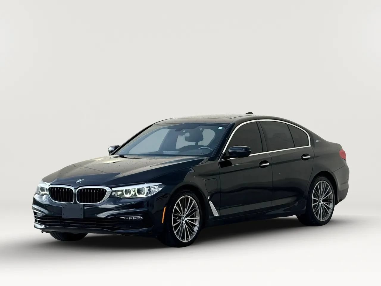 Used 2018 BMW 530e RWD image 4