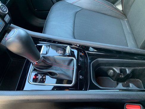 Used 2025 Jeep Compass Trailhawk image 40