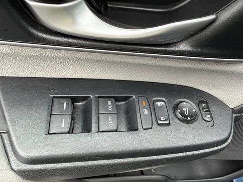 Used 2018 Honda CR-V EX image 17