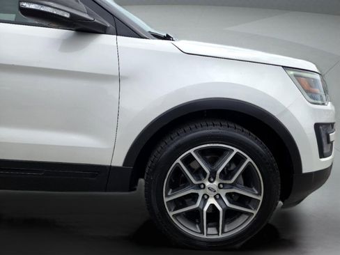 Used 2016 Ford Explorer Sport w/ Equipment Group 401A image 12