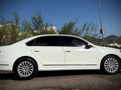 Used 2017 Volkswagen Passat 1.8T SE image 8