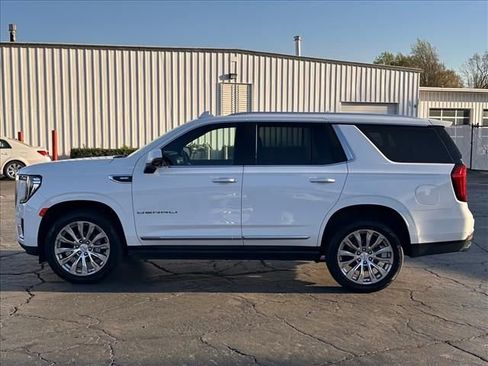 Used 2023 GMC Yukon Denali image 7