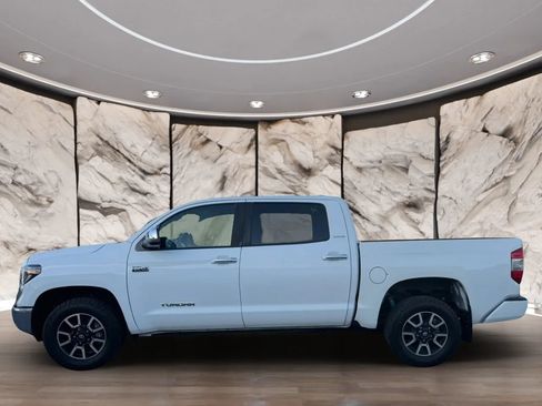 Used 2021 Toyota Tundra Limited w/ Limited Premium Package AWD/4WD image 5