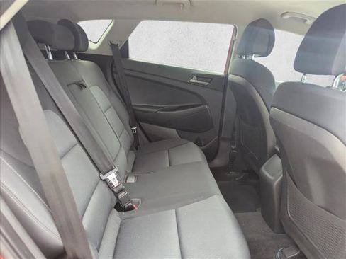 Used 2017 Hyundai Tucson SE image 13