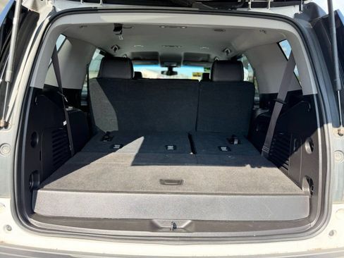 Used 2015 GMC Yukon SLE AWD/4WD image 7