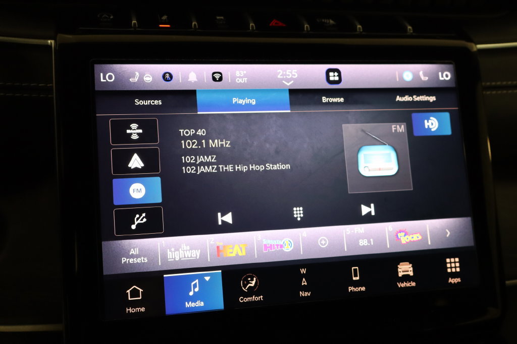 Used 2024 Jeep Grand Cherokee Limited AWD/4WD image 29