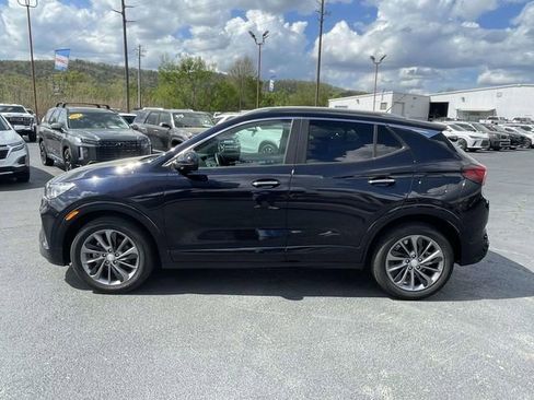 Certified 2021 Buick Encore GX Preferred w/ Sport Touring Package image 2