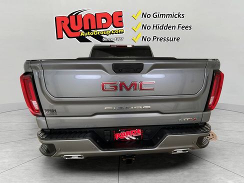Used 2024 GMC Sierra 1500 AT4 w/ AT4 Premium Package AWD/4WD image 5