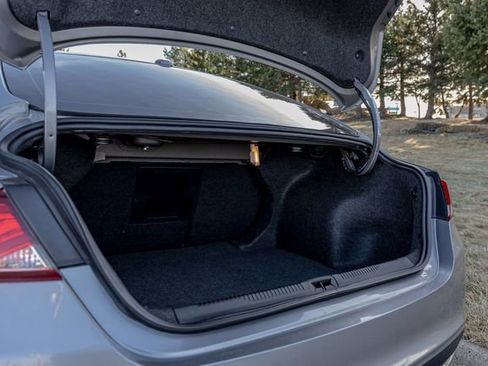 Used 2015 Chrysler 200 Limited w/ Convenience Group image 12