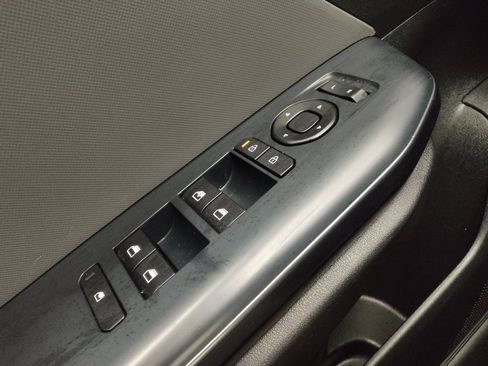 Used 2025 Kia K4 FWD image 26