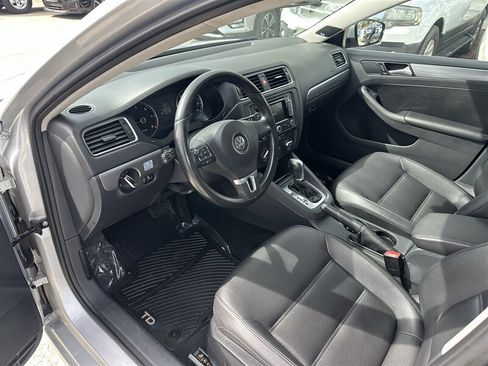 Used 2014 Volkswagen Jetta TDI FWD image 52