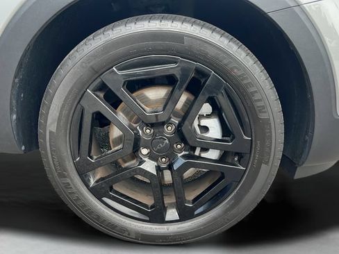Used 2025 Kia Telluride SX Prestige X-Line AWD/4WD image 11