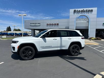 New 2025 Jeep Grand Cherokee Altitude