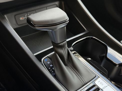 New 2026 Hyundai Tucson SE image 17