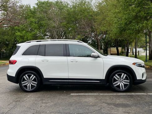 Used 2023 Mercedes-Benz EQB 250+ image 9