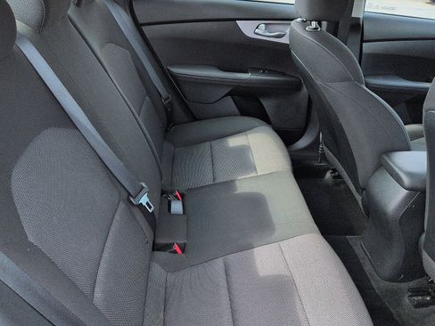 Used 2024 Kia Forte LXS FWD image 8
