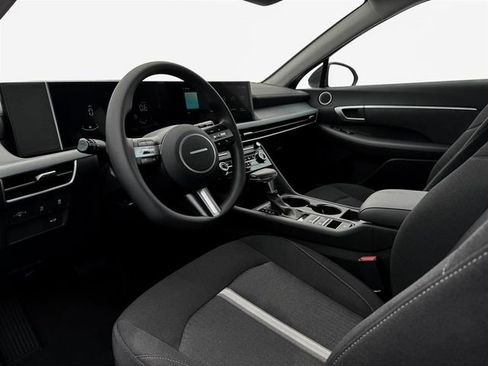 New 2025 Hyundai Sonata SE image 14