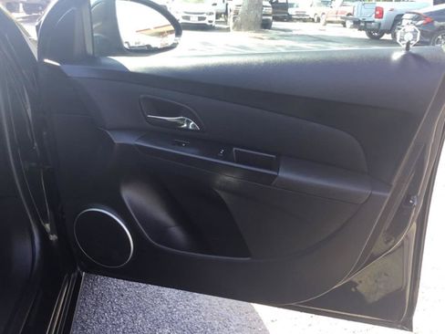 Used 2016 Chevrolet Cruze LT w/ Sun And Sound Package FWD image 35