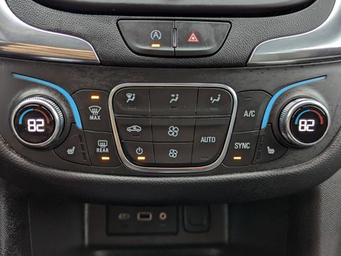 Used 2024 Chevrolet Equinox LT image 14