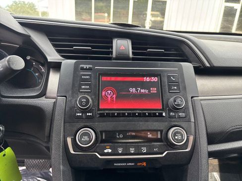 Used 2019 Honda Civic LX image 17