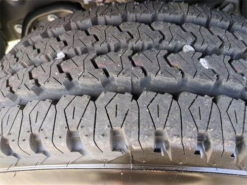 New 2024 GMC Sierra 2500 Pro w/ Convenience Package image 12