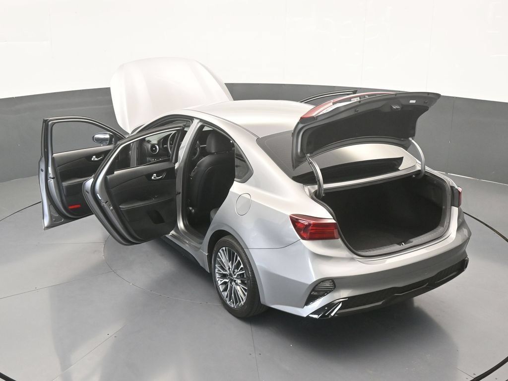 Used 2024 Kia Forte GT-Line FWD image 70