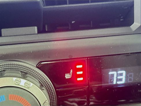 New 2025 Toyota Tacoma TRD Off-Road image 21