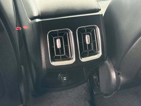 New 2026 Kia Sorento S image 13