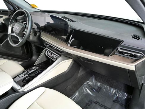 Used 2025 Audi Q5 Premium w/ Convenience Package AWD/4WD image 23