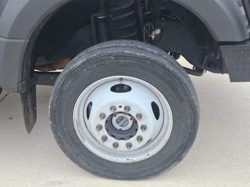 Used 2020 Ford F450 XL w/ Power Equipment Group image 3