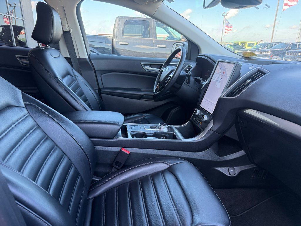 Used 2024 Ford Edge SEL AWD/4WD image 41