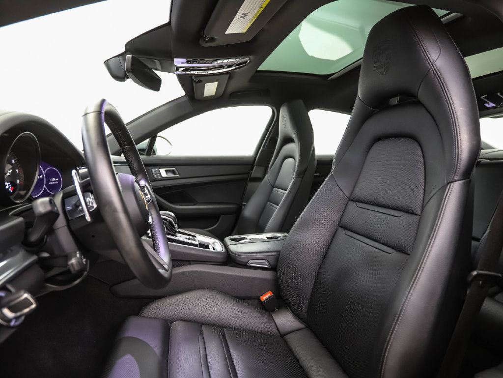 Used 2023 Porsche Panamera 4 Platinum Edition AWD/4WD image 11